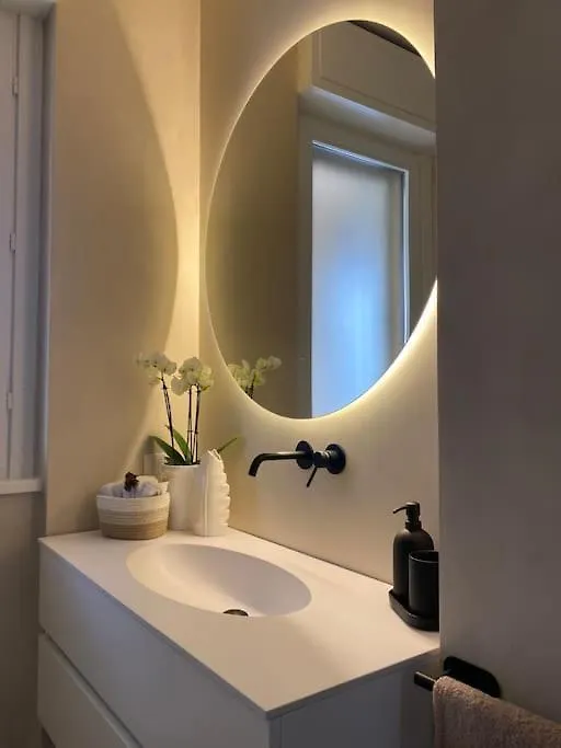 Apartment Appartamento Suite - Metropolitana Primaticcio M1 Milan Italy